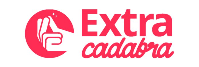 Logo représentant une main stylisée effectuant un geste magique à l'intérieur d'un cercle rose, à côté de l'inscription « Extra cadabra » en caractères gras et cursifs roses, sur un fond clair.